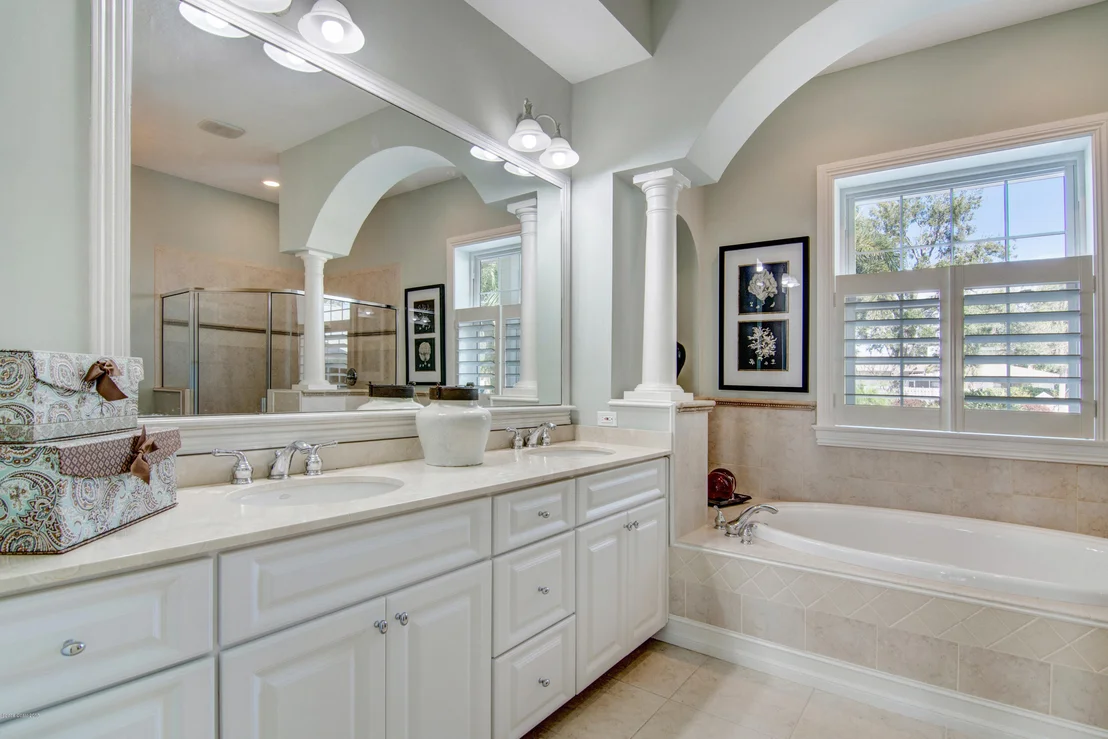 Photo of 787 Oak Ridge Drive