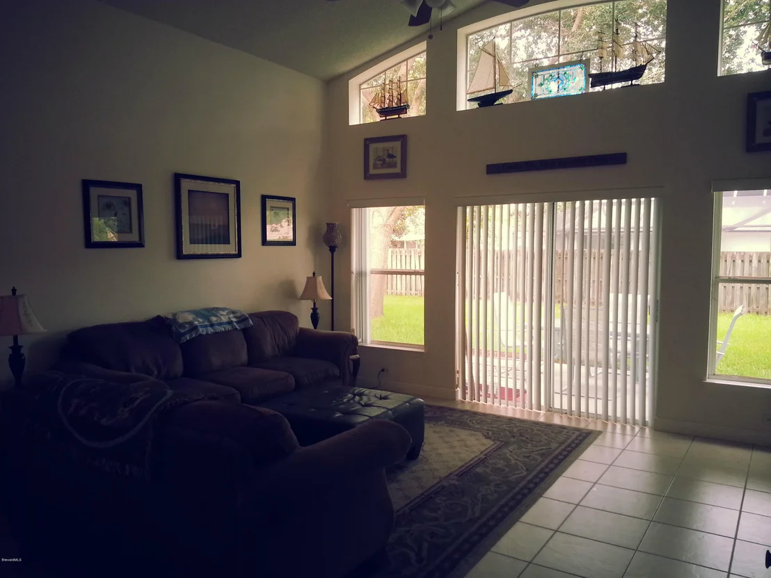 Photo of 2407 Mountain View Avenue