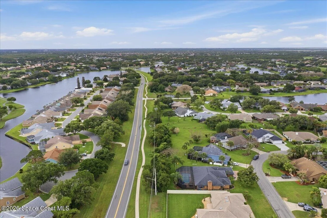 Photo of 560 Sawgrass Circle