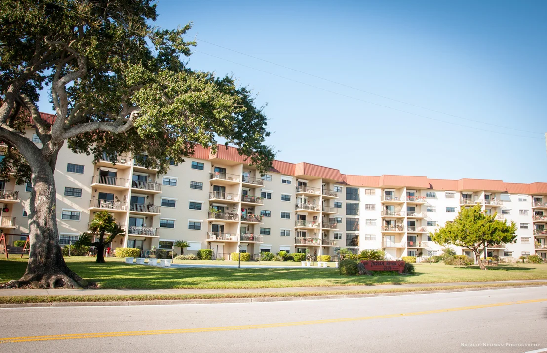 Photo of Unit 412 at 1025 Rockledge Drive