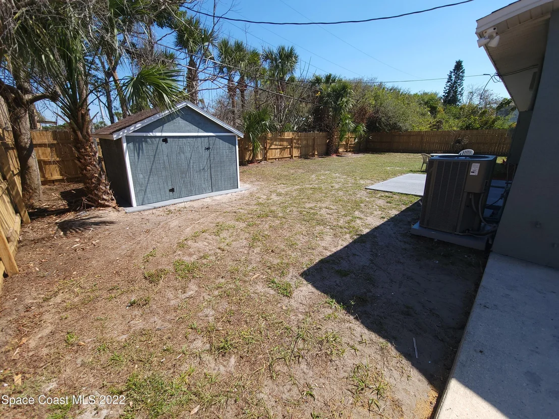 Photo of 337 Ponce De Leon Avenue