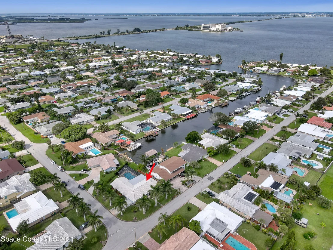 Photo of 307 Brightwaters Drive