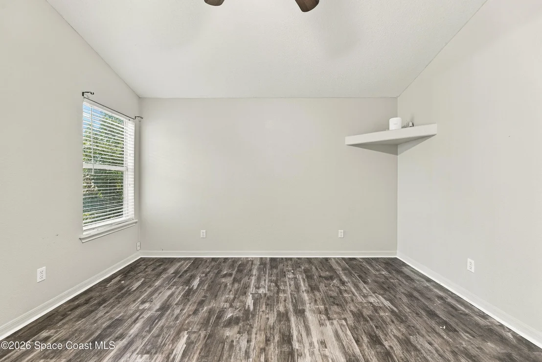 Photo of 449 NE Gilbert Drive NE
