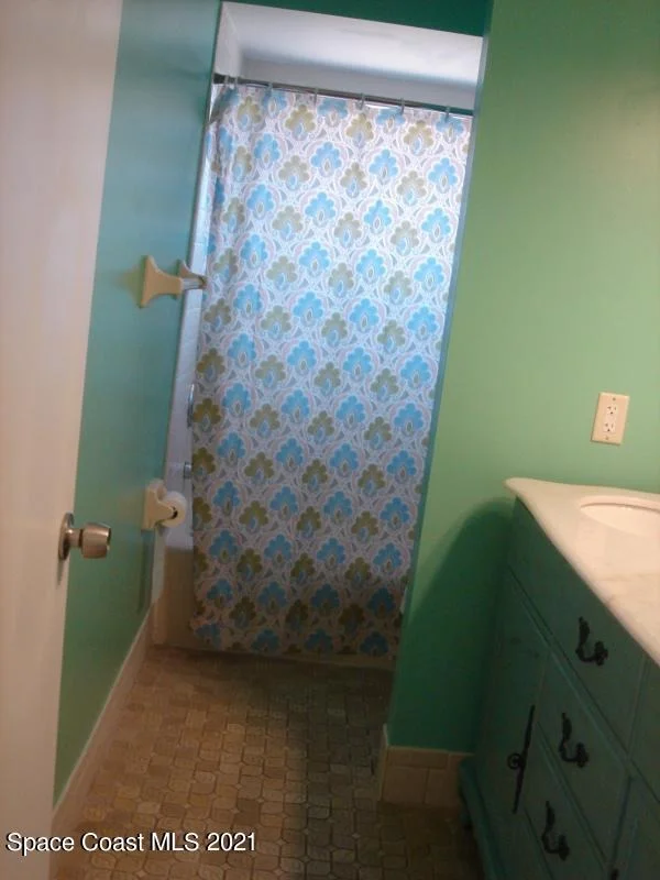 Photo of 725 Palm Drive
