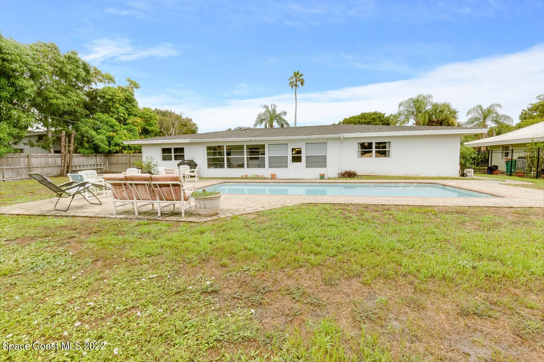 Photo of 306 Cocoa Avenue