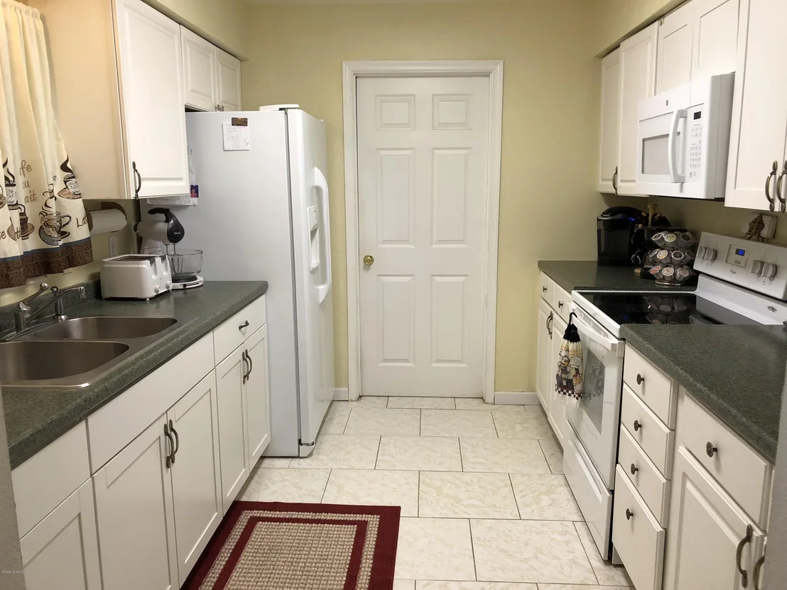 Photo of 976 Cardon Drive
