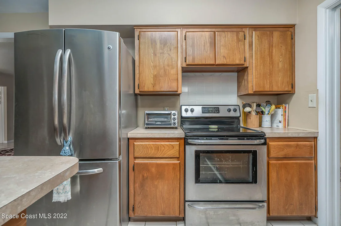Photo of 1037 Fairlawn Drive