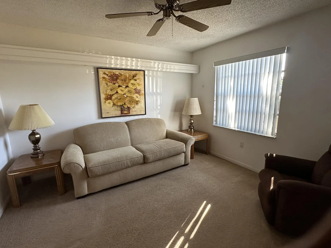 Photo of 812 Pine Valley Court