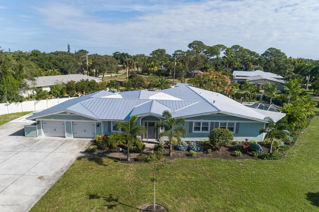 Photo of 905 Magnolia Drive