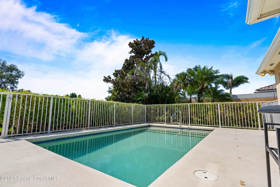 Photo of 3405 Hyperion Way SE