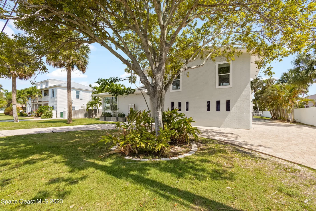 Photo of 538 Sunset Boulevard