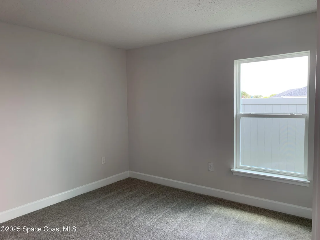 Photo of 1095 Kylar Drive NW