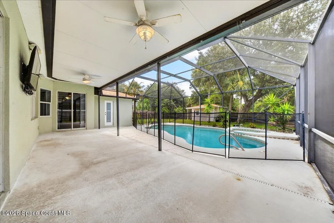 Photo of 6463 Flora Vista Place