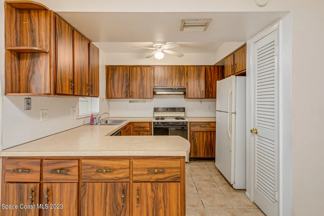 Photo of 3290 Dade Circle NE