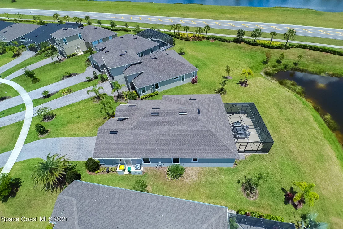 Photo of 7407 Bluemink Lane