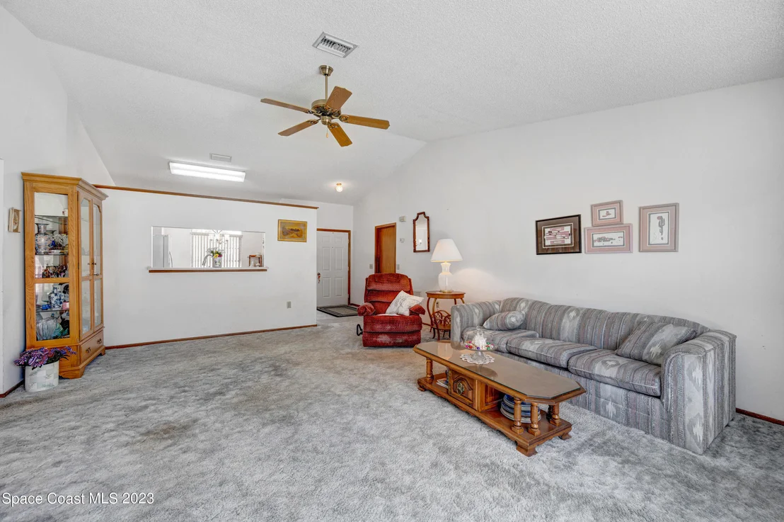 Photo of 926 Yorktowne Drive
