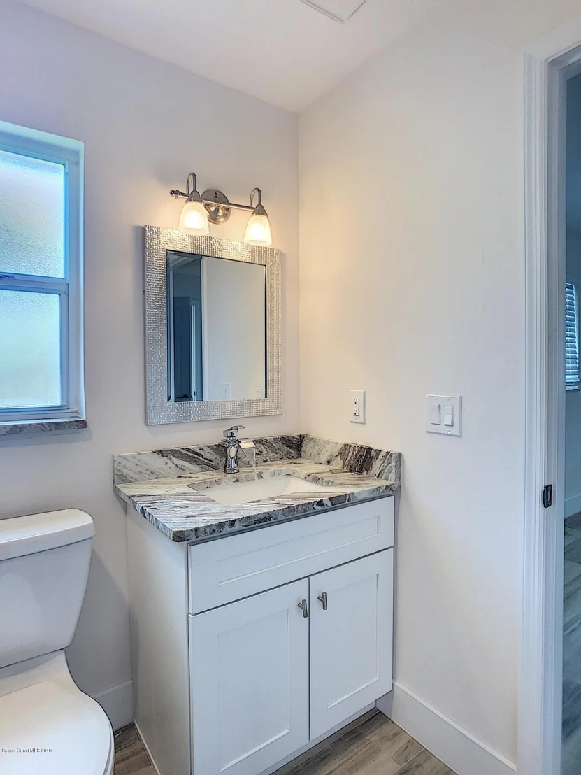 Photo of 304 N Roundtree Drive