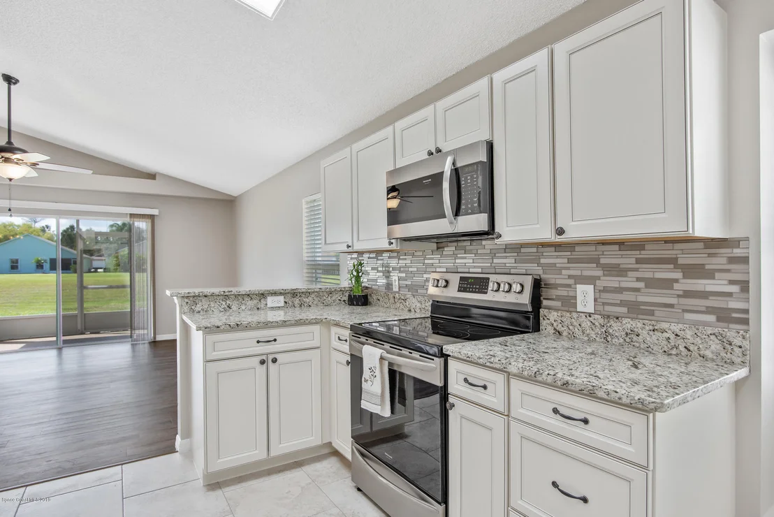 Photo of 1127 Pine Creek Circle NE