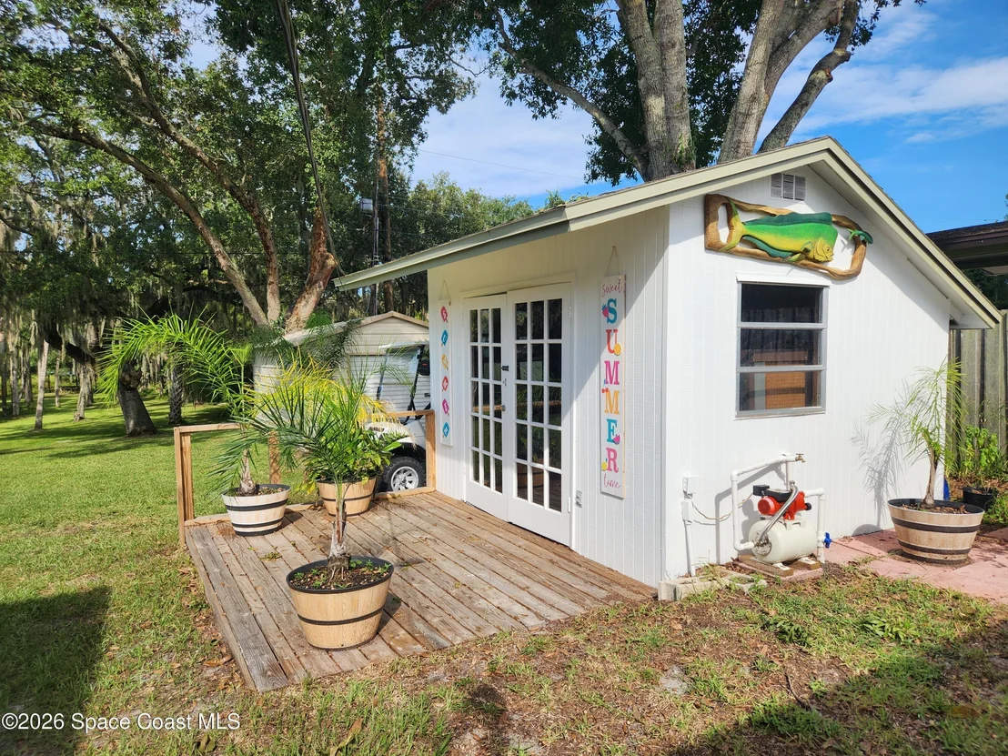 Photo of 2250 Floridiane Drive