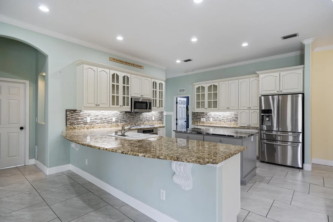 Photo of 991 Stratford Place