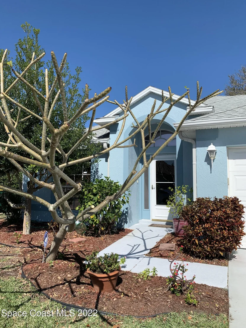 Photo of 982 Shaw Circle