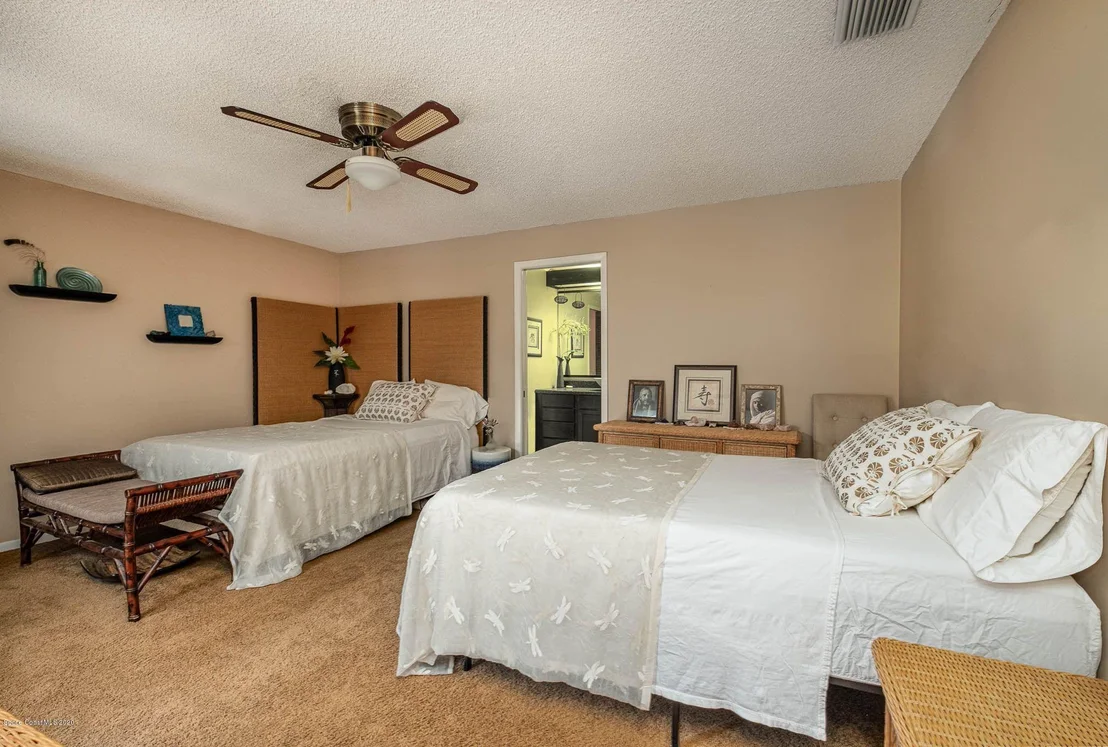 Photo of 303 Myrtlewood Road