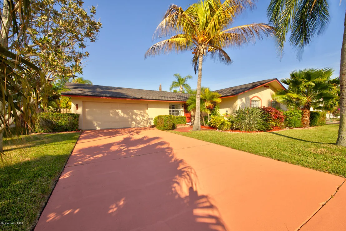 Photo of 356 Dorset Drive