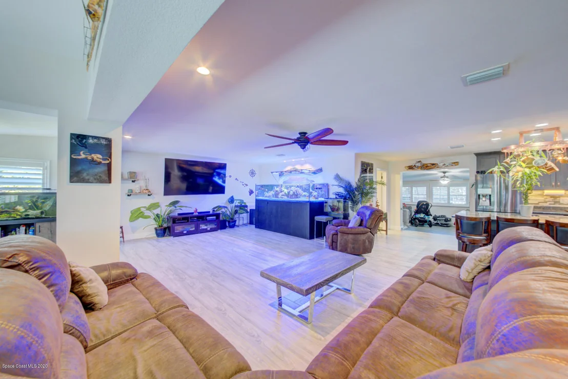 Photo of 260 Richards Road