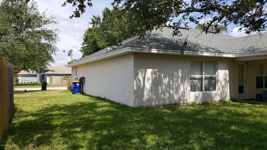 Photo of 1000 Kingfisher Way