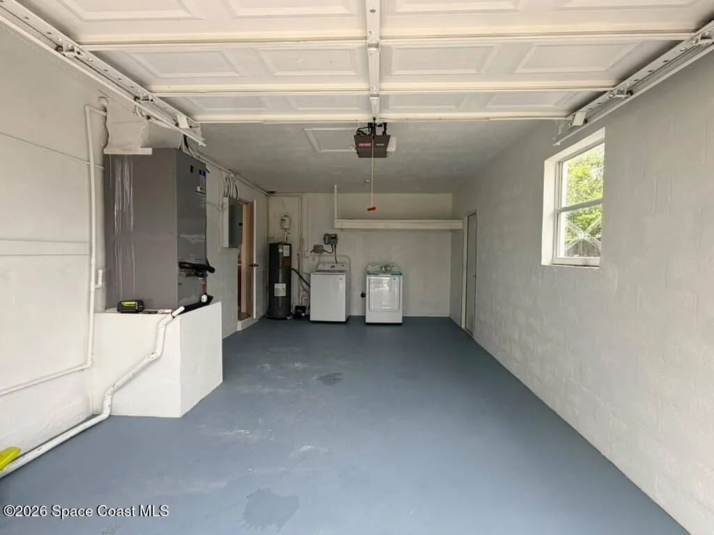Photo of 205 Melaleuca Drive E