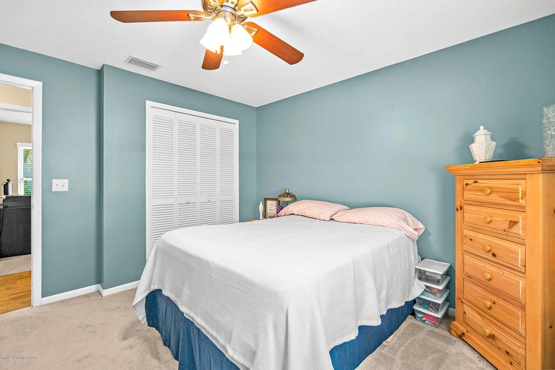 Photo of 818 Pine Shadows Avenue