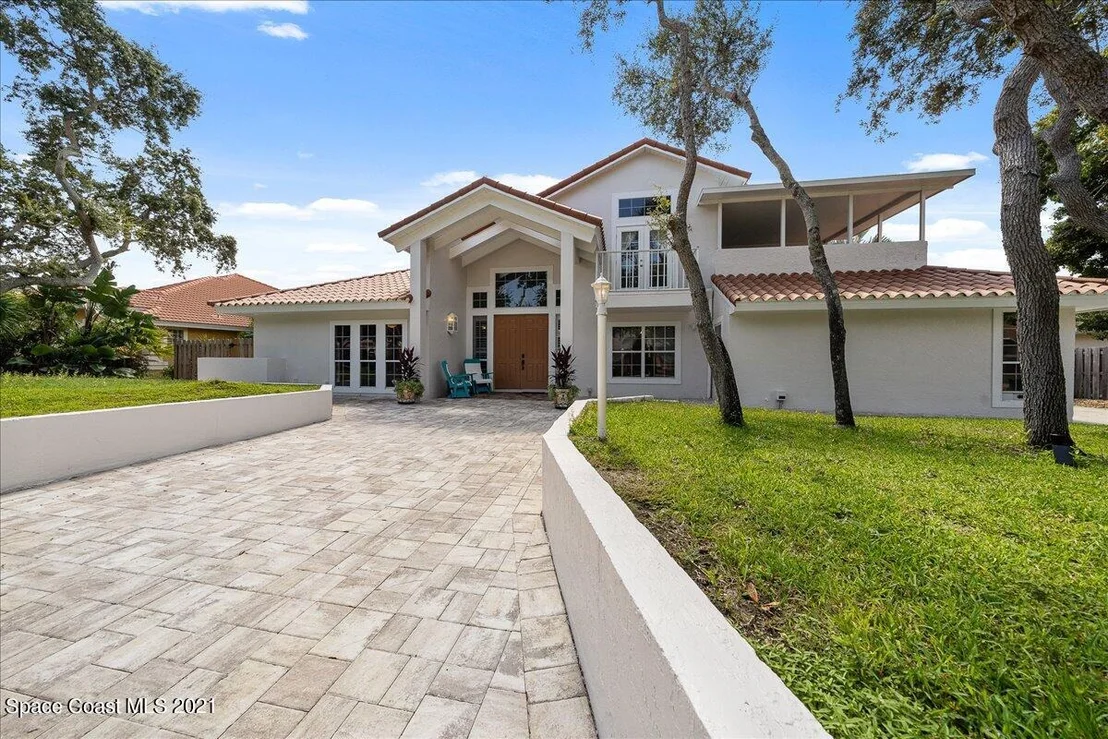 Photo of 505 Sanderling Drive