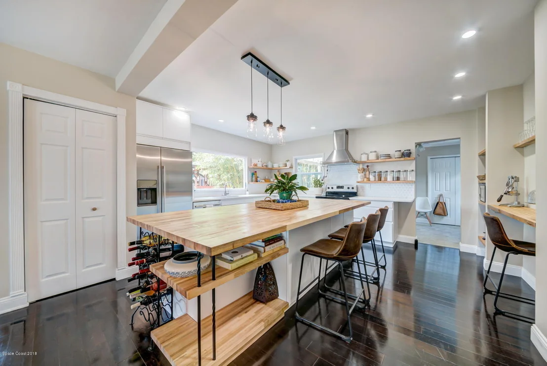 Photo of 4013 Indian River Drive N