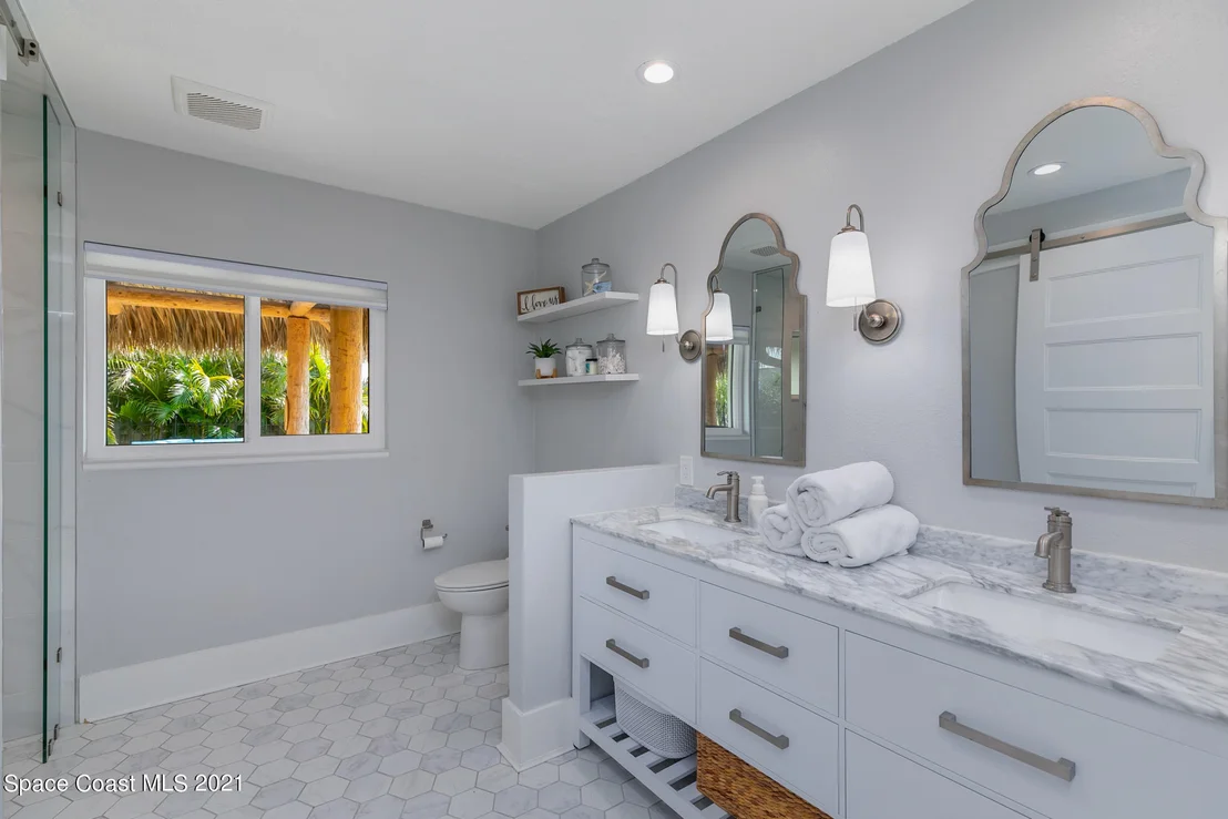 Photo of 207 Birch Avenue