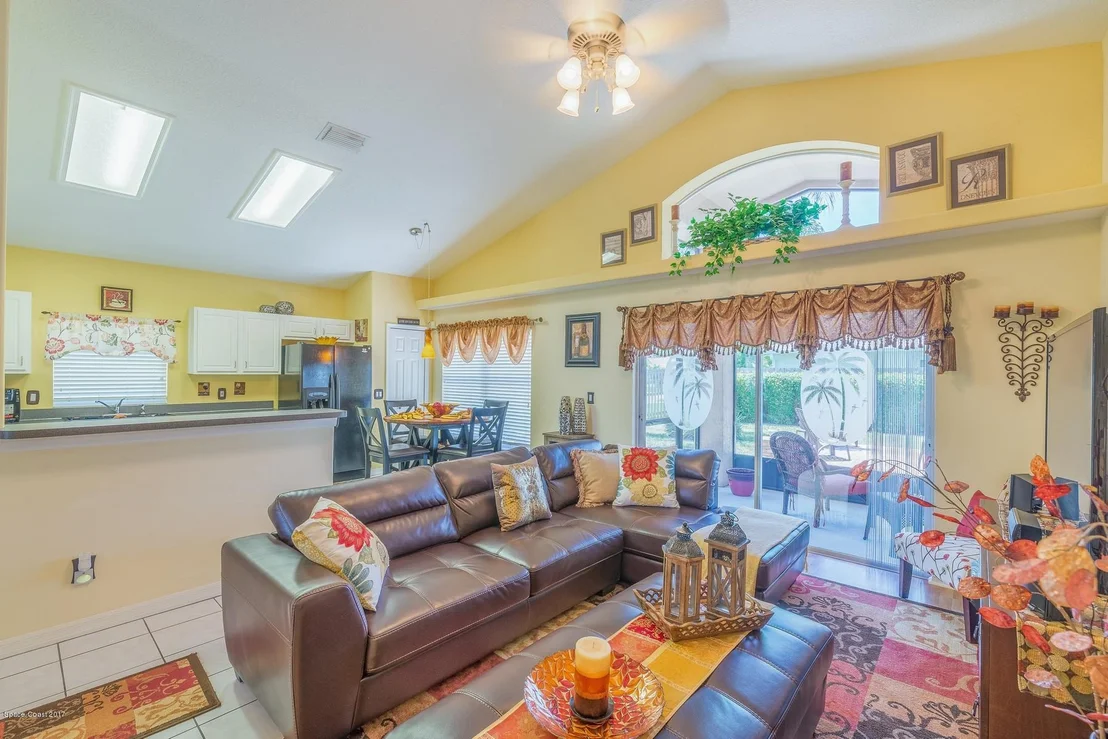Photo of 1192 Bainbury Lane
