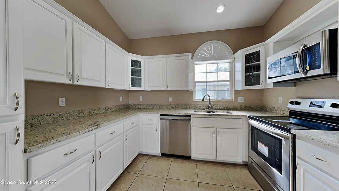 Photo of 874 Wateroak Drive NE