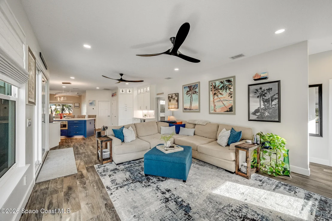 Photo of 447 Sandy Key