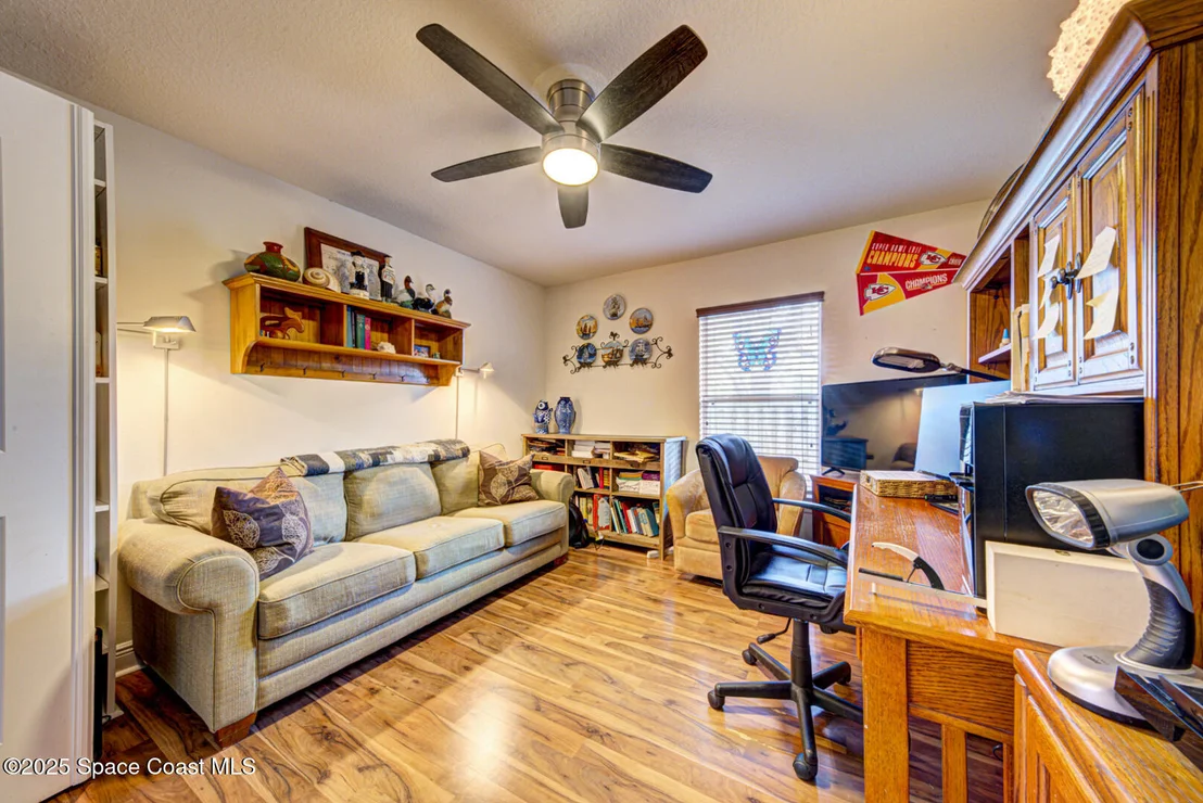 Photo of 1815 Botanica Circle