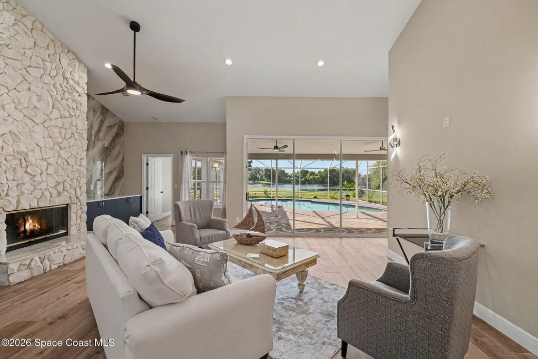 Photo of 804 Spanish Cove Drive NW