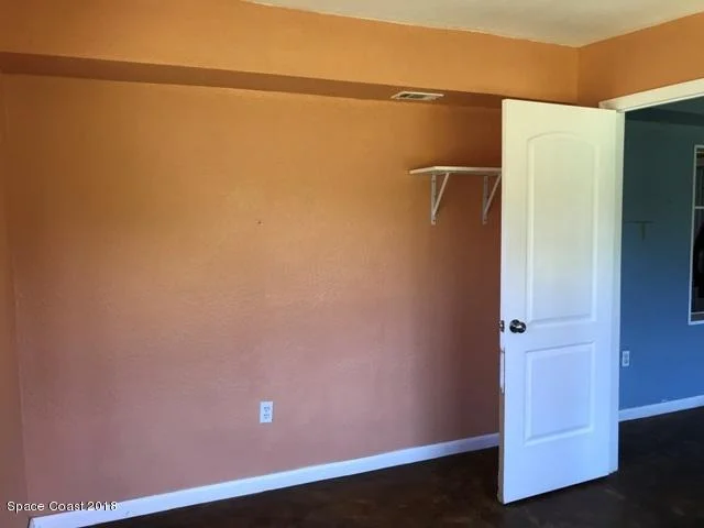 Photo of 2546 Coconut Drive