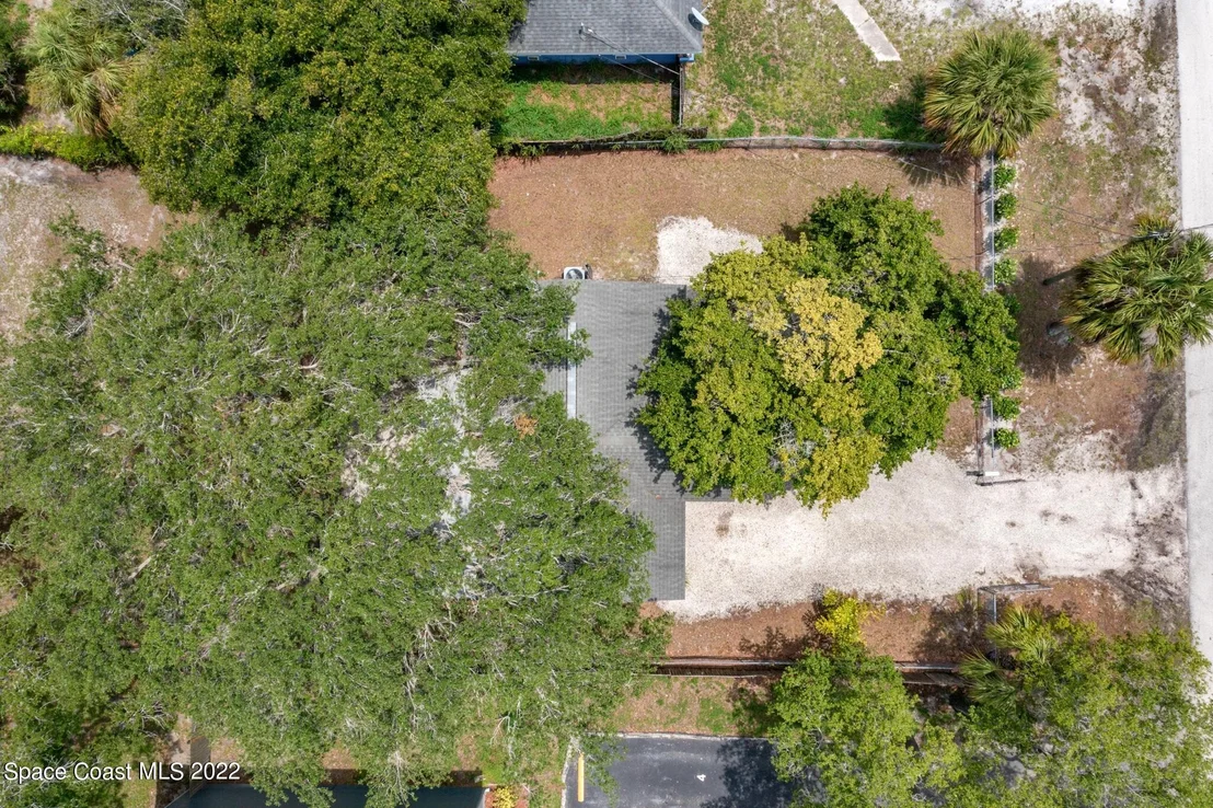 Photo of 1707 Avocado Avenue