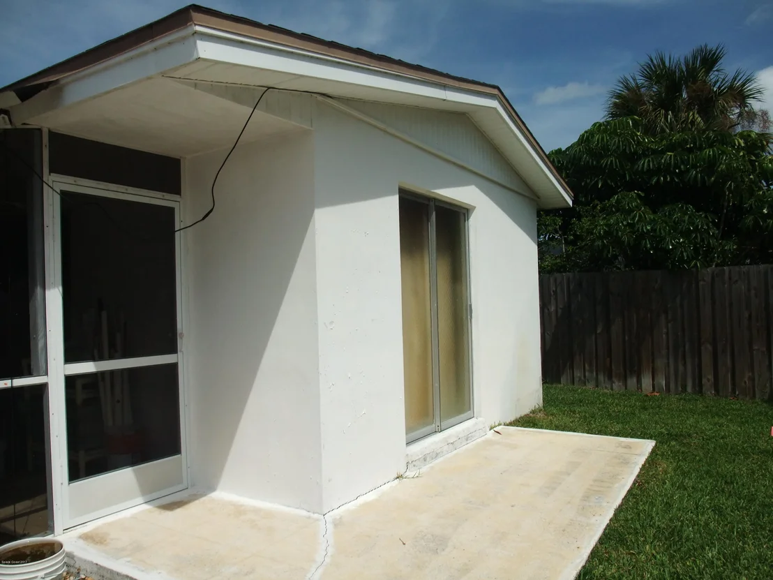 Photo of 484 Penguin Drive