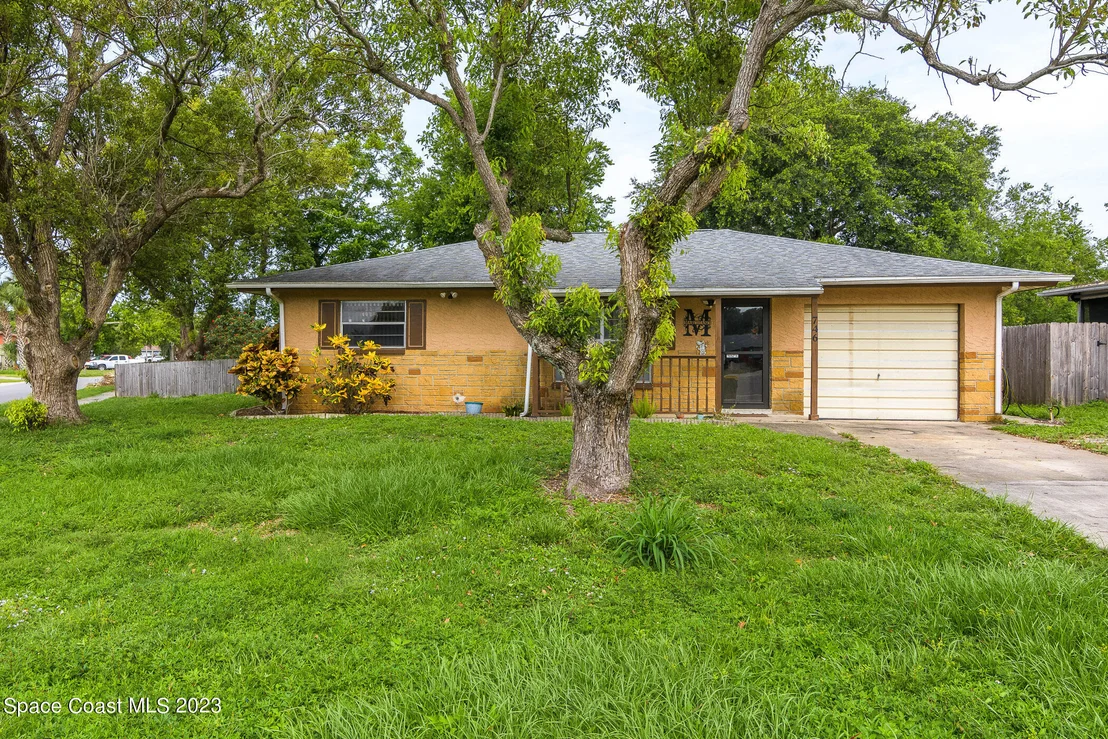 Photo of 746 Venus Drive