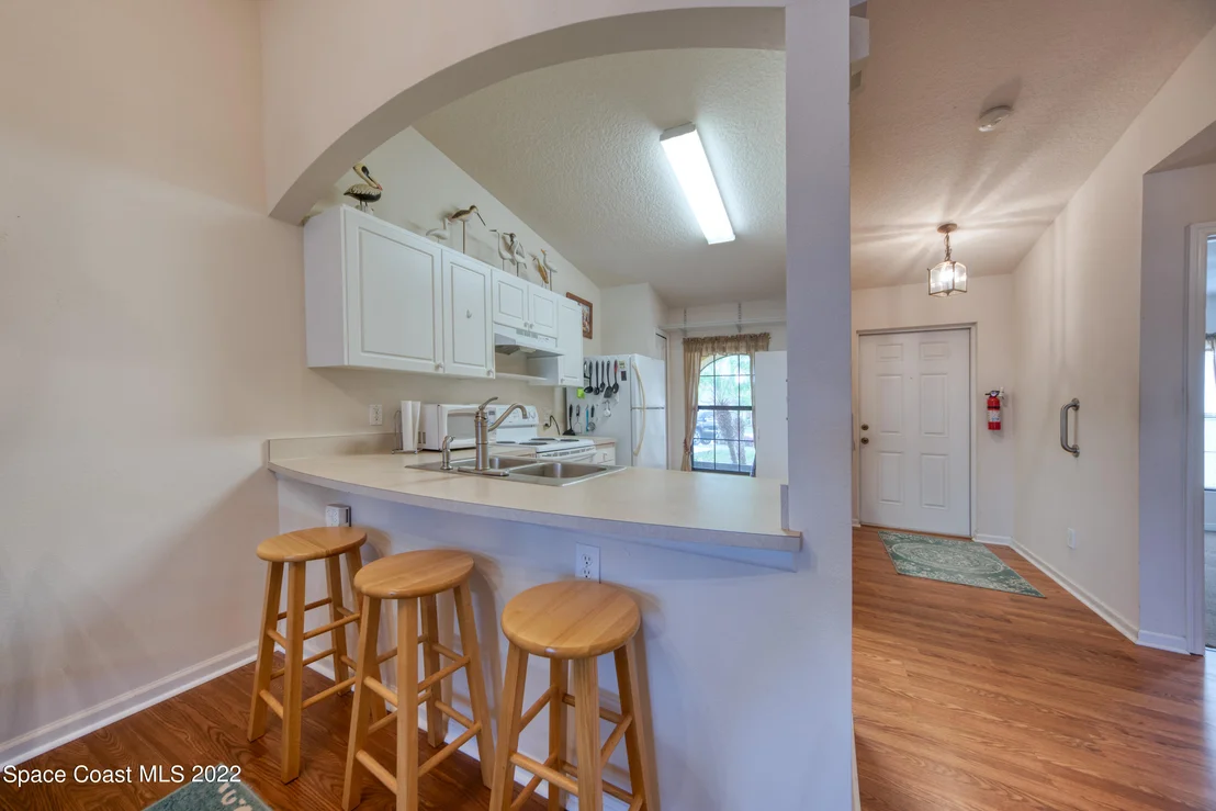 Photo of Unit 103 at 995 Luminary Circle