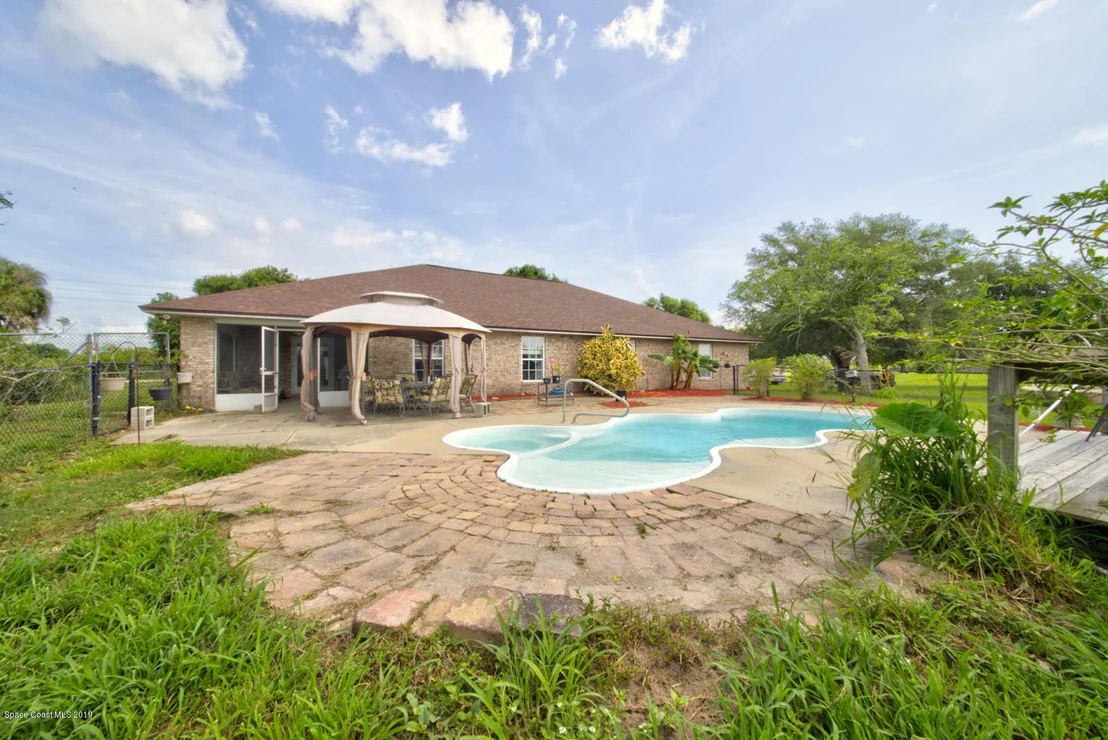 Photo of 3465 Maebert Road