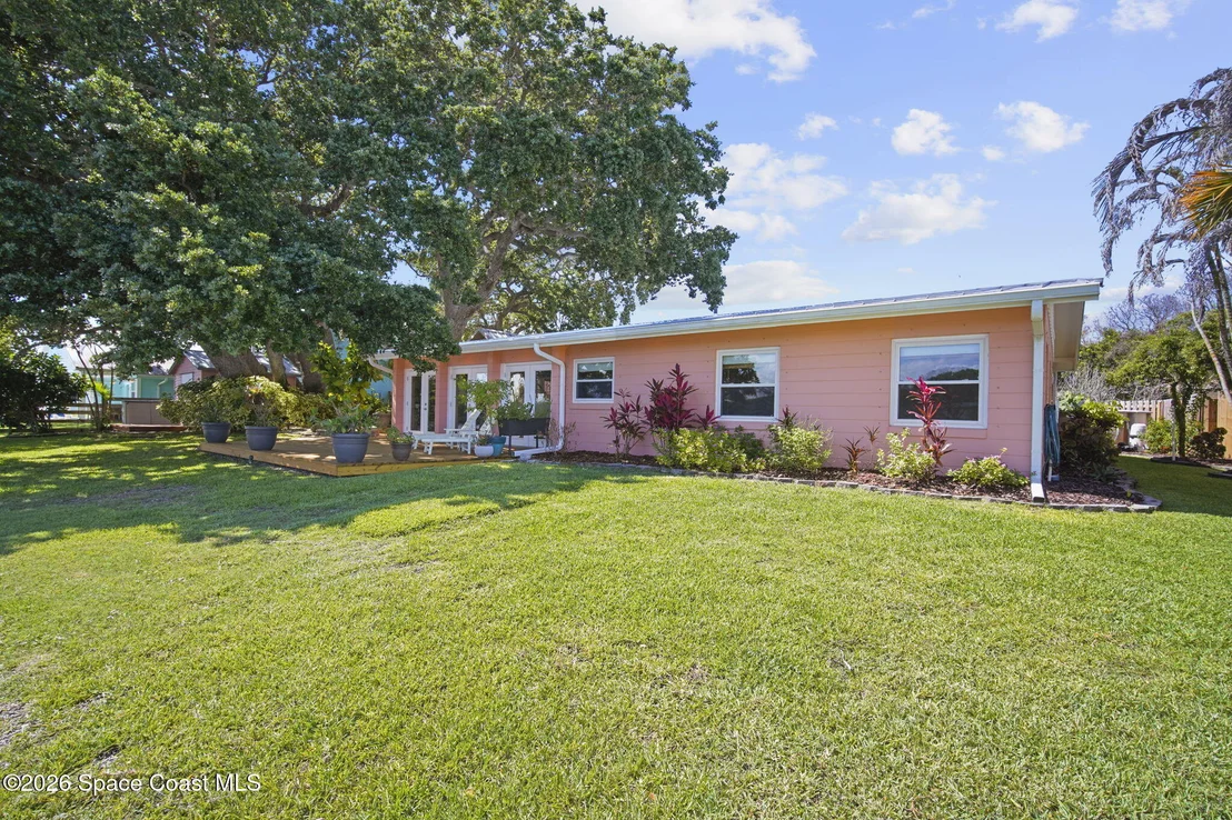 Photo of 514 Cocoa Isles Boulevard