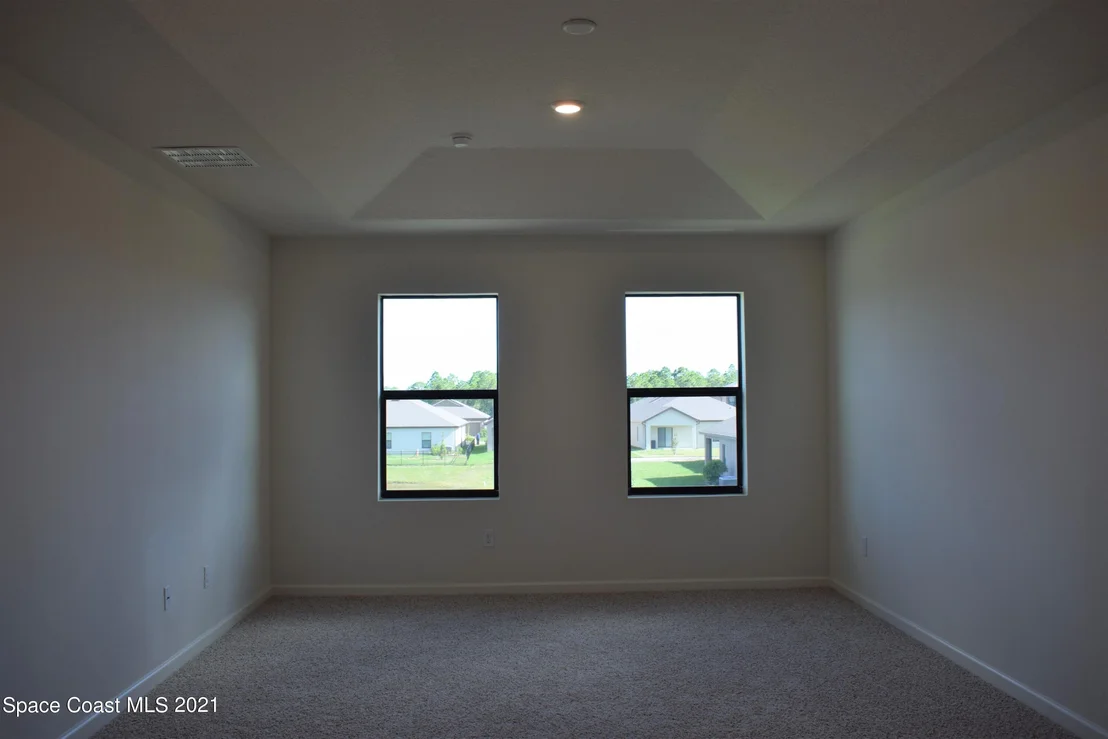 Photo of 319 Wiregrass Avenue