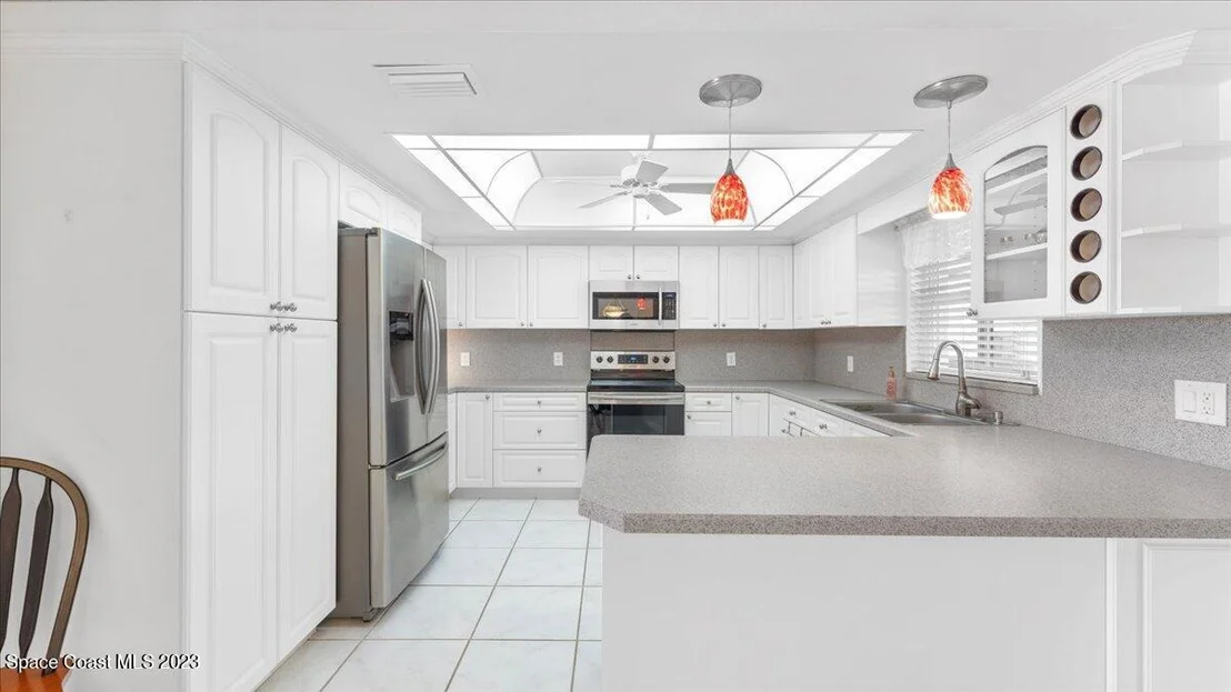 Photo of 987 Sycamore Drive