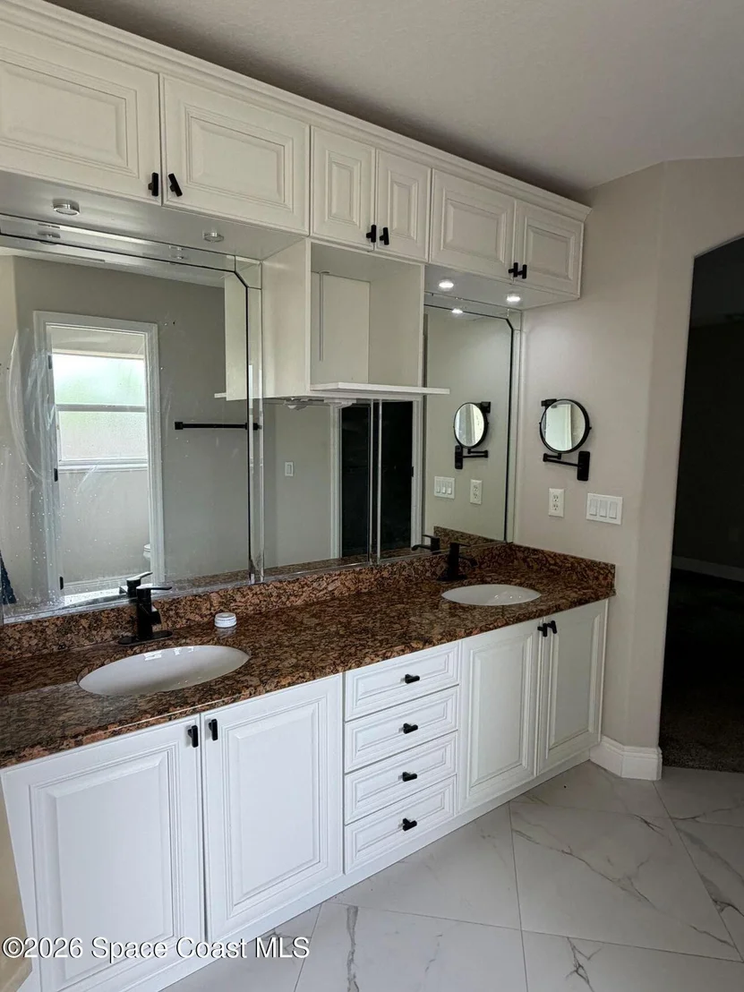 Photo of 120 Palm Circle
