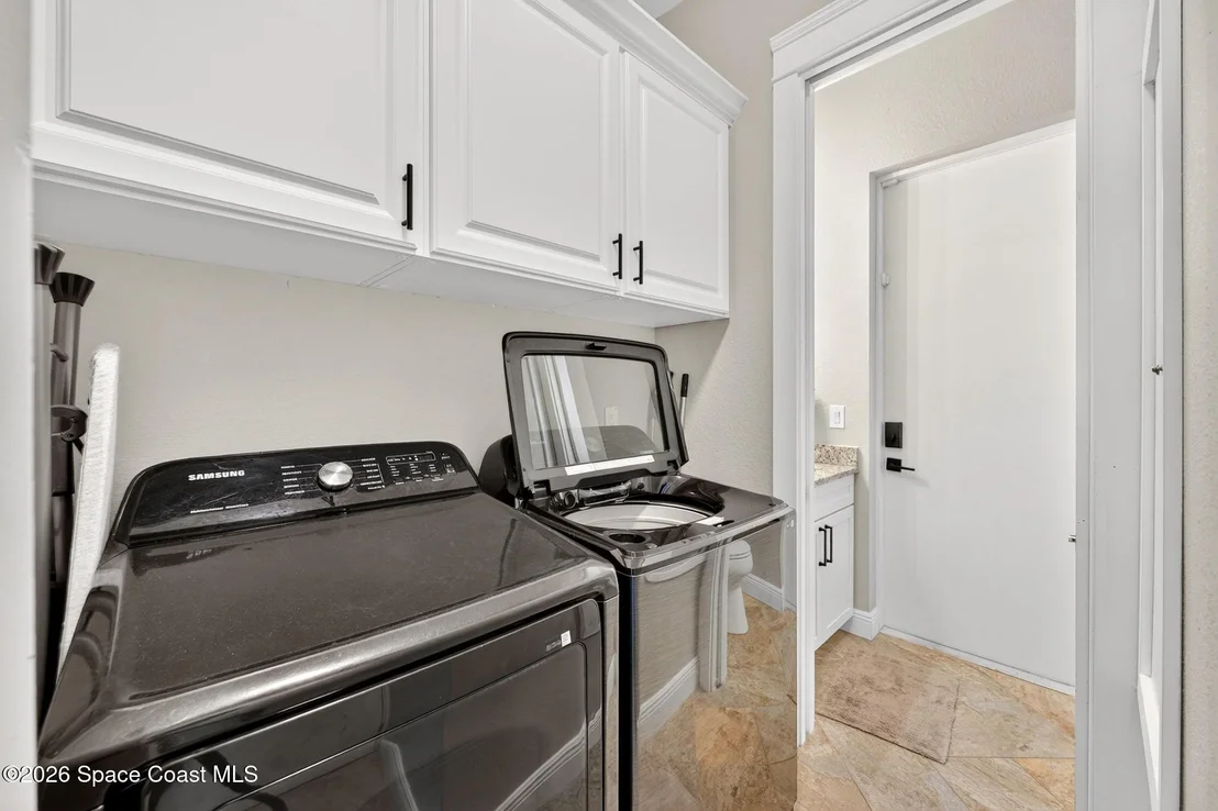 Photo of 318 Angelo Lane